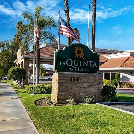 La Quinta By Wyndham Pomona Hotell Exteriör bild